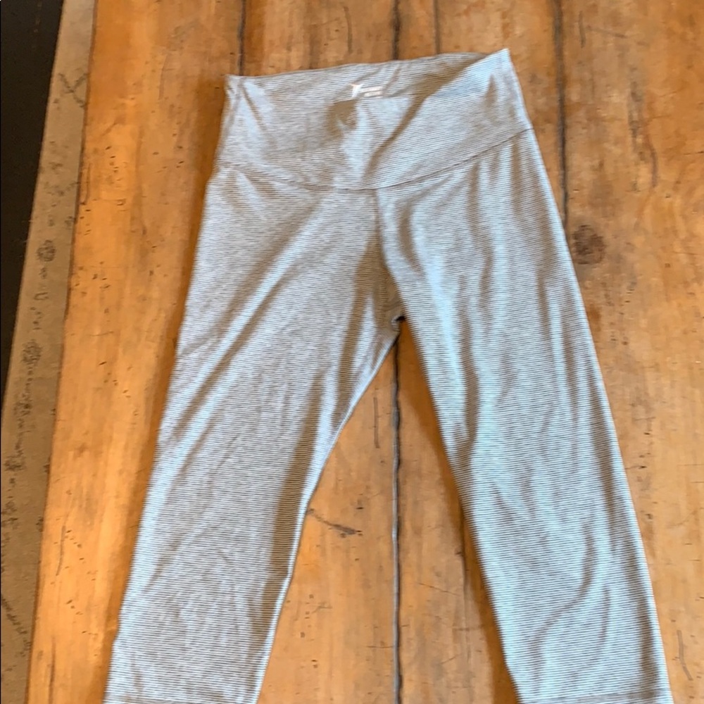 Old Navy Active Leggings